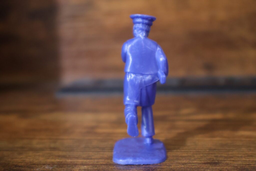 armies in plastic blue toy soldier