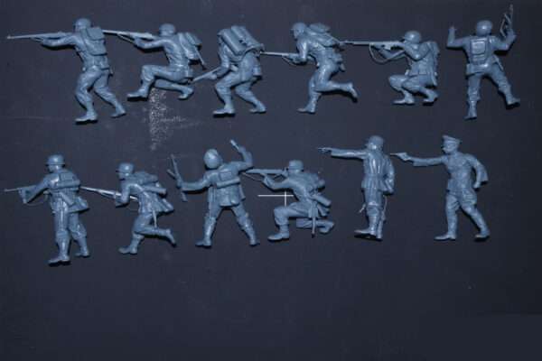 ww2 army men back