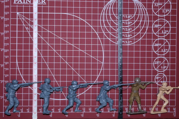 ww2 army men bundle scale comparison