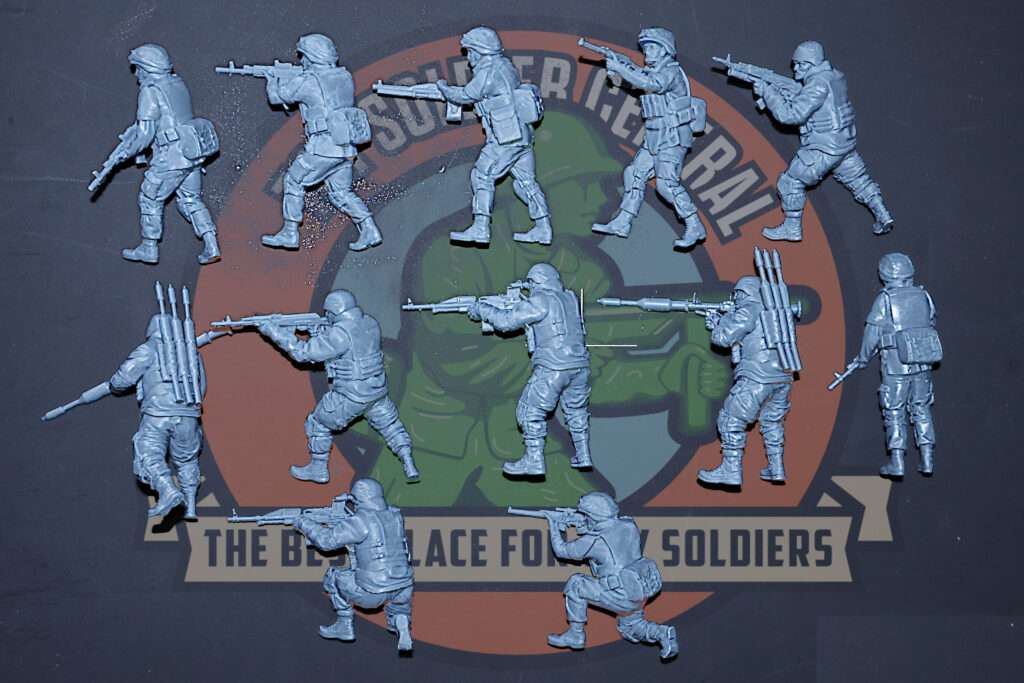modern russian toy soldiers back