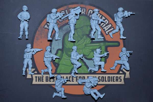modern ukrainian mars toy soldiers front