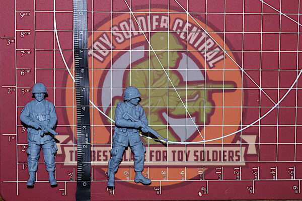 ww2 army men US paratroopers 54mm size